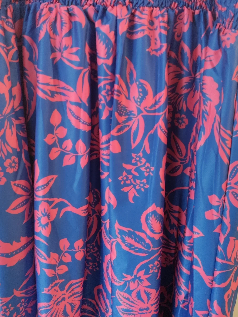 Maxi Sundress with Smocked Bust, Spaghetti Straps, Flowy A-Line Fit Size L - Picture 9 of 11